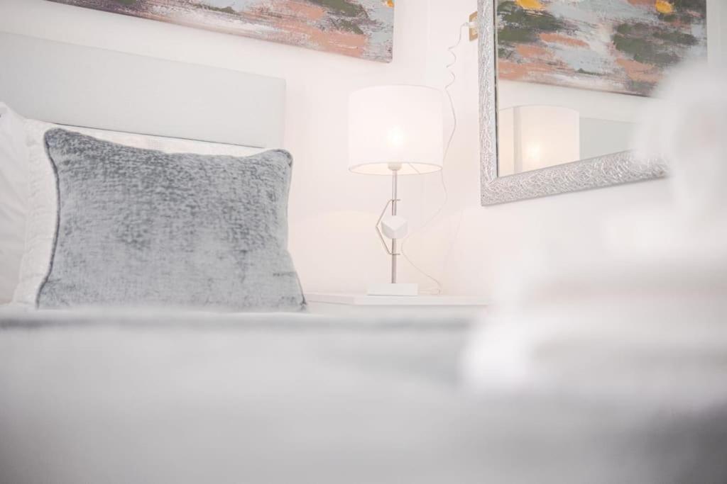 Milena'S Bedroom Nazare Exterior photo